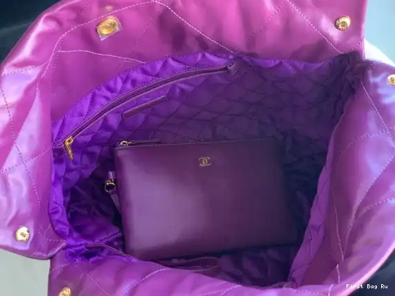 First Bag Ru CHANEL LARGE 22 HANDBAG 0610